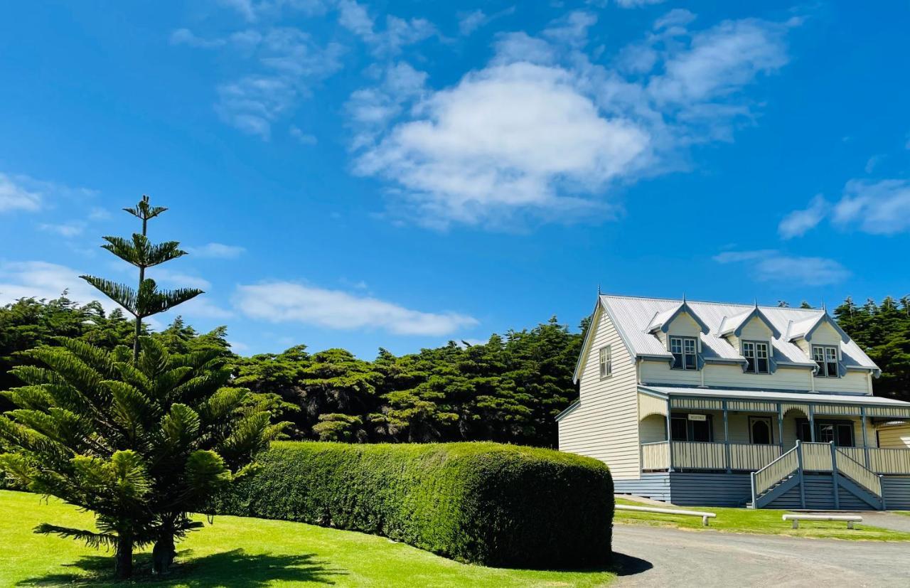 Sails - Elegant, Spacious Beach Villa Port Fairy Extérieur photo