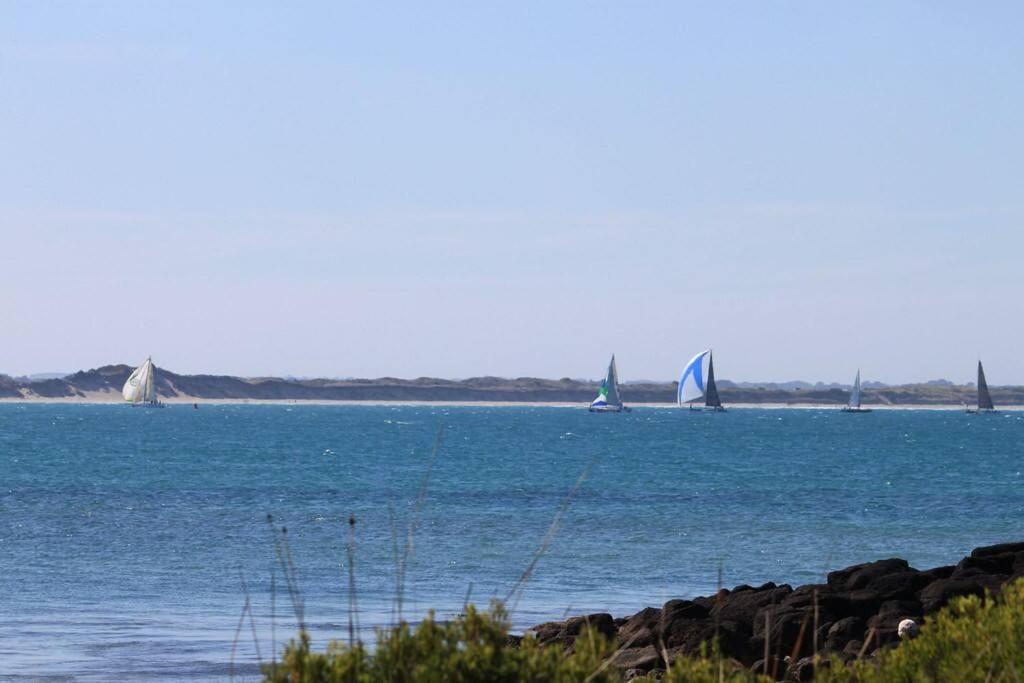 Sails - Elegant, Spacious Beach Villa Port Fairy Extérieur photo