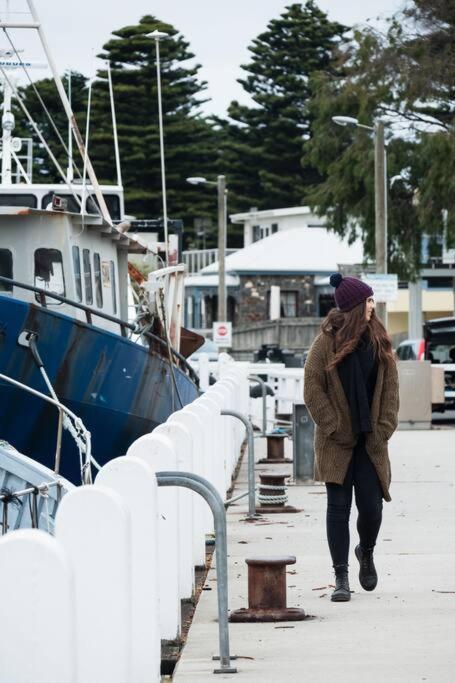 Sails - Elegant, Spacious Beach Villa Port Fairy Extérieur photo