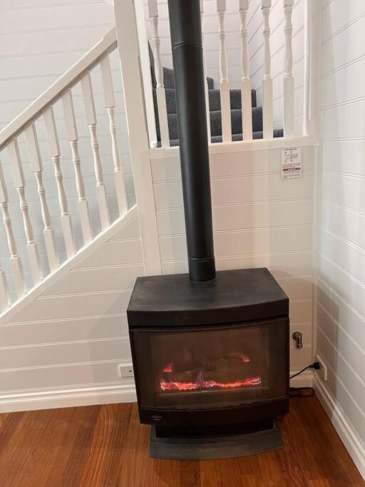 Sails - Elegant, Spacious Beach Villa Port Fairy Extérieur photo