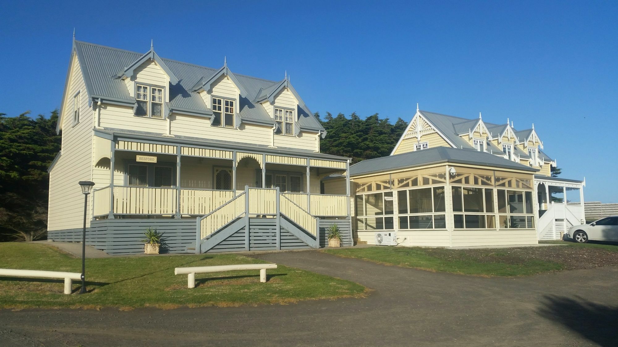 Sails - Elegant, Spacious Beach Villa Port Fairy Extérieur photo